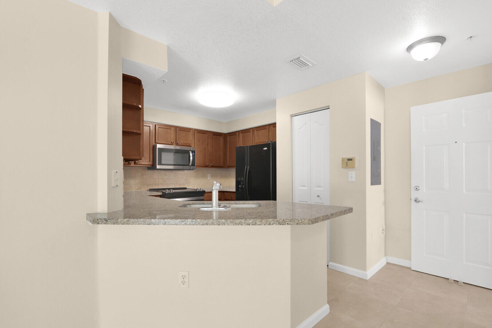 255 Murcia #202 Jupiter, FL 33458