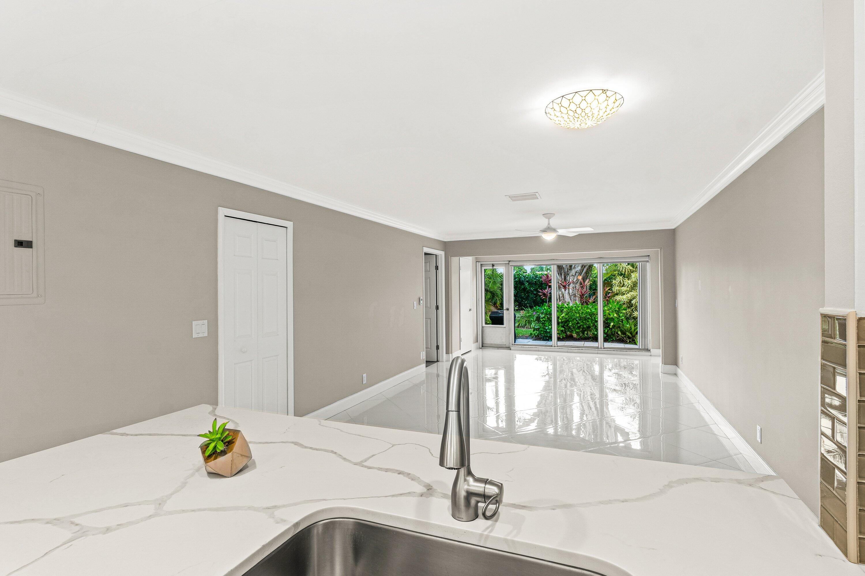 13552 Via Flora #C Delray Beach, FL 33484