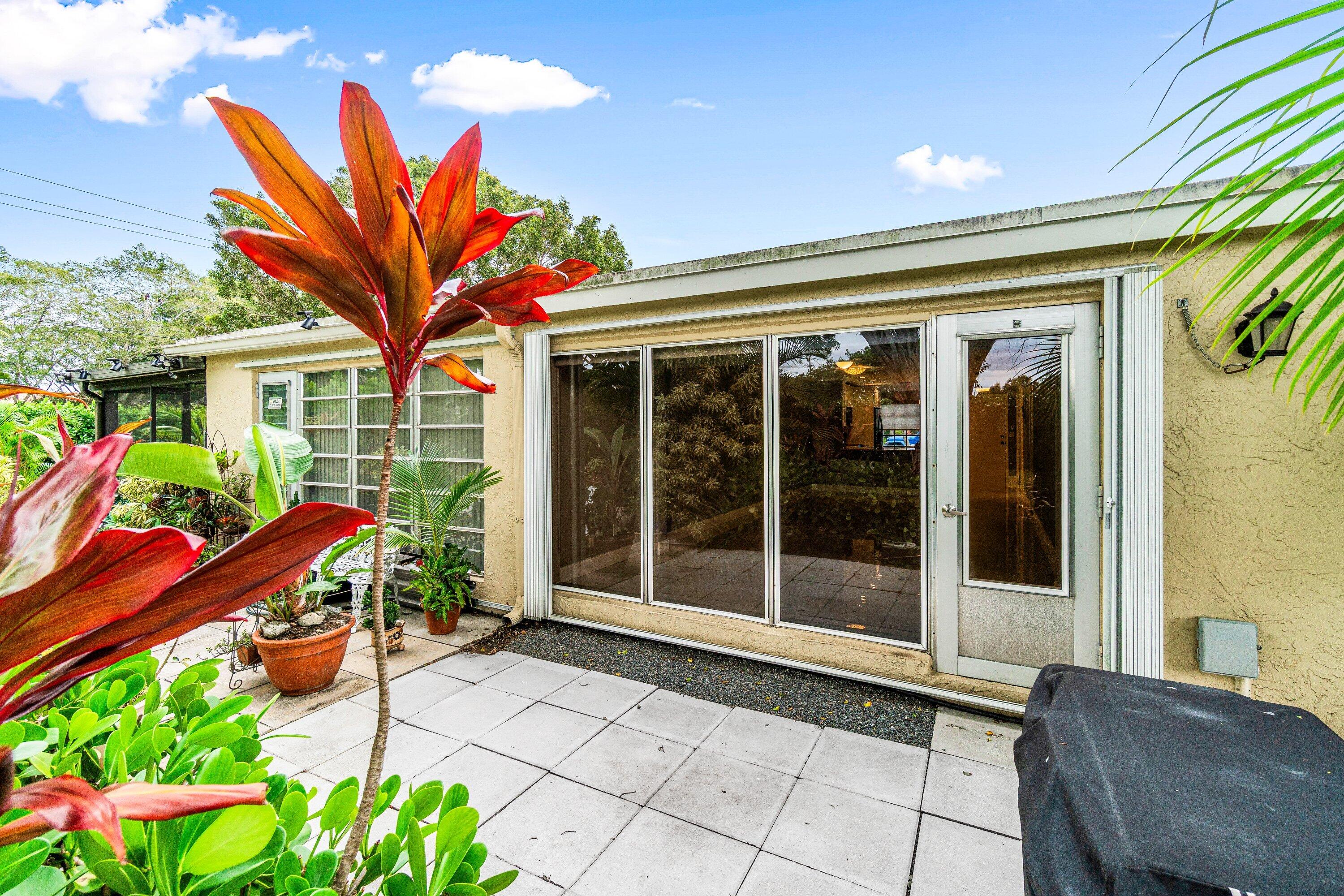 13552 Via Flora #C Delray Beach, FL 33484