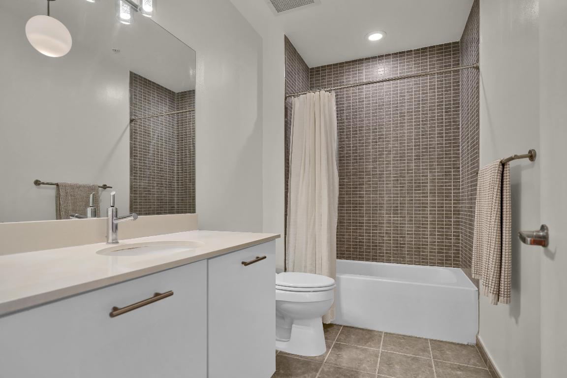 3470 E Coast Ave #H2710 Miami, FL 33137