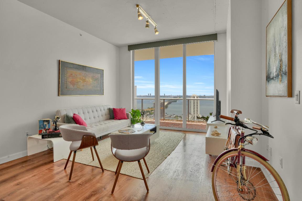 3470 E Coast Ave #H2710 Miami, FL 33137