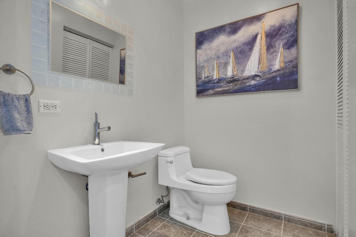 3470 E Coast Ave #H2710 Miami, FL 33137