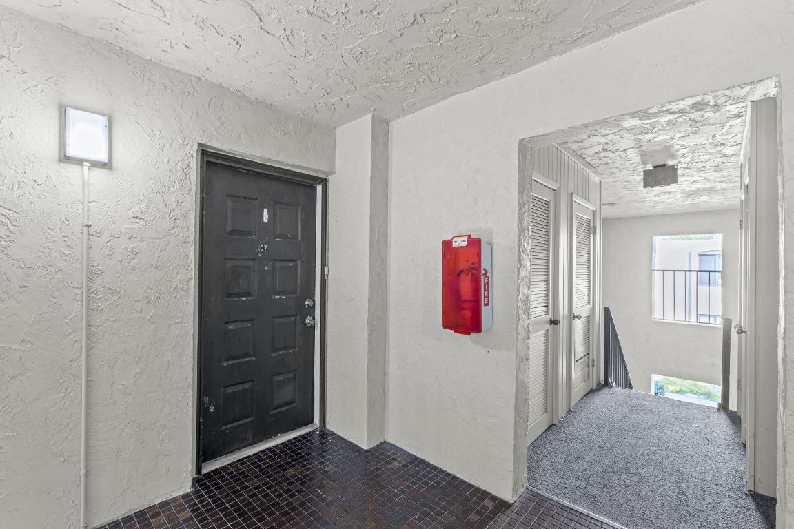 150 Pineview #C7 Jupiter, FL 33469