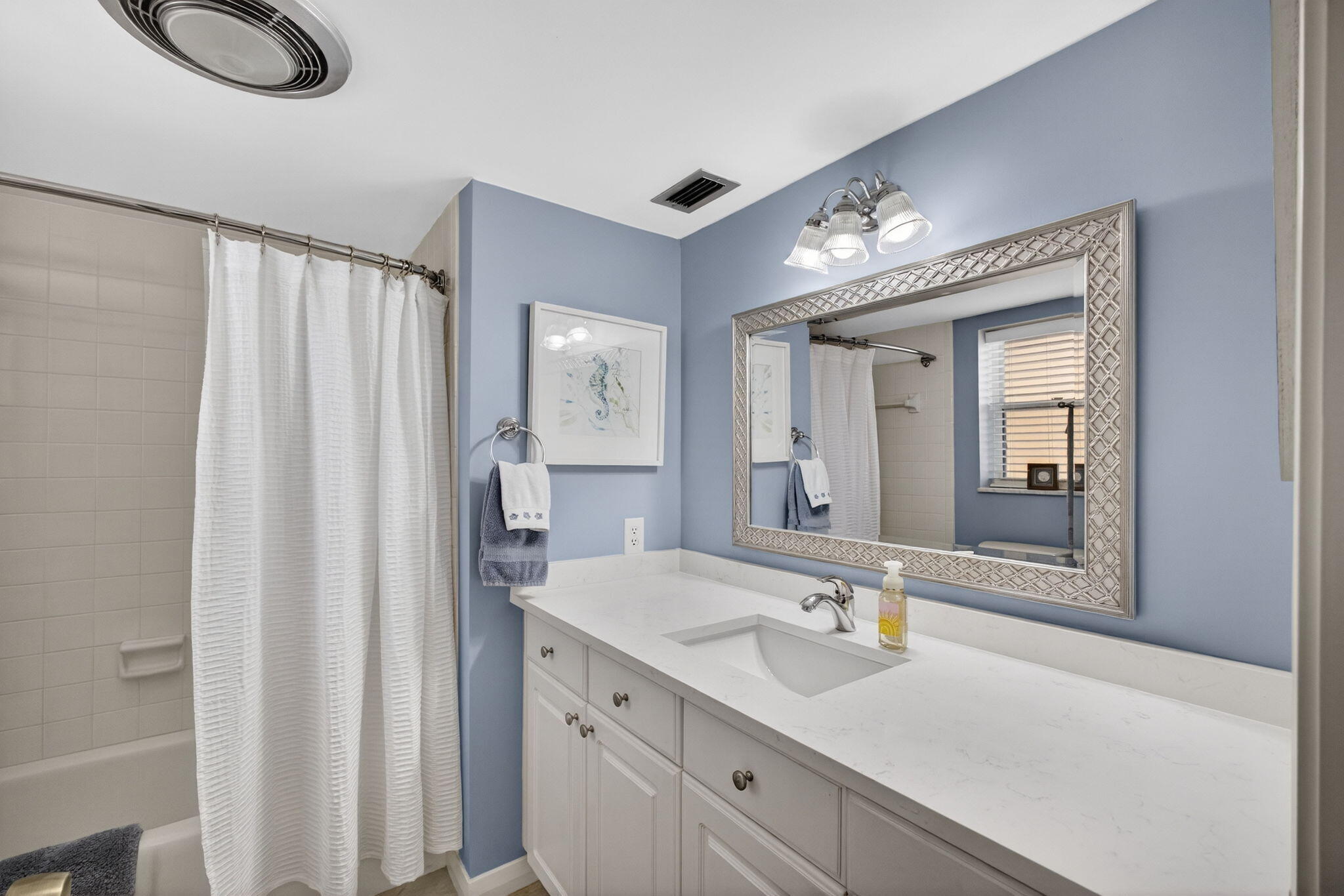 17 SE Turtle Crk #Unit D Jupiter, FL 33469