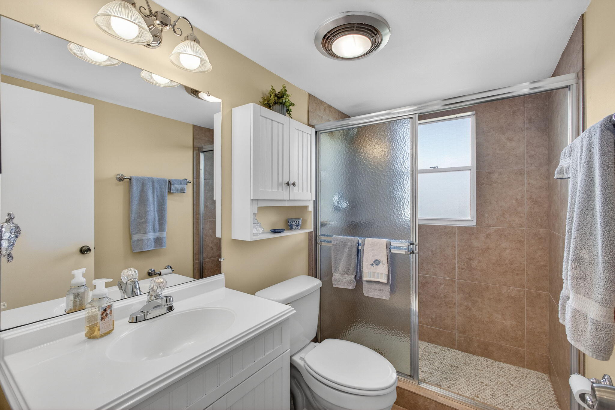 17 SE Turtle Crk #Unit D Jupiter, FL 33469