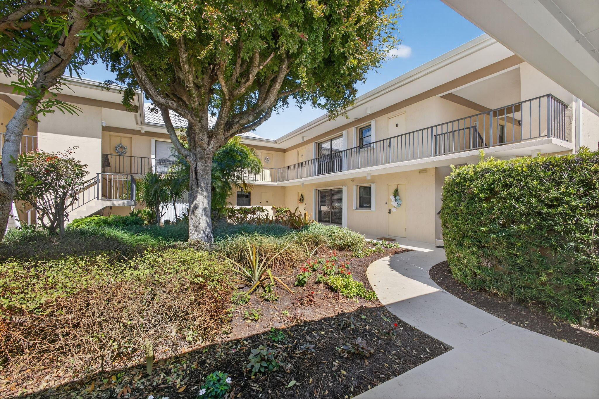 17 SE Turtle Crk #Unit D Jupiter, FL 33469