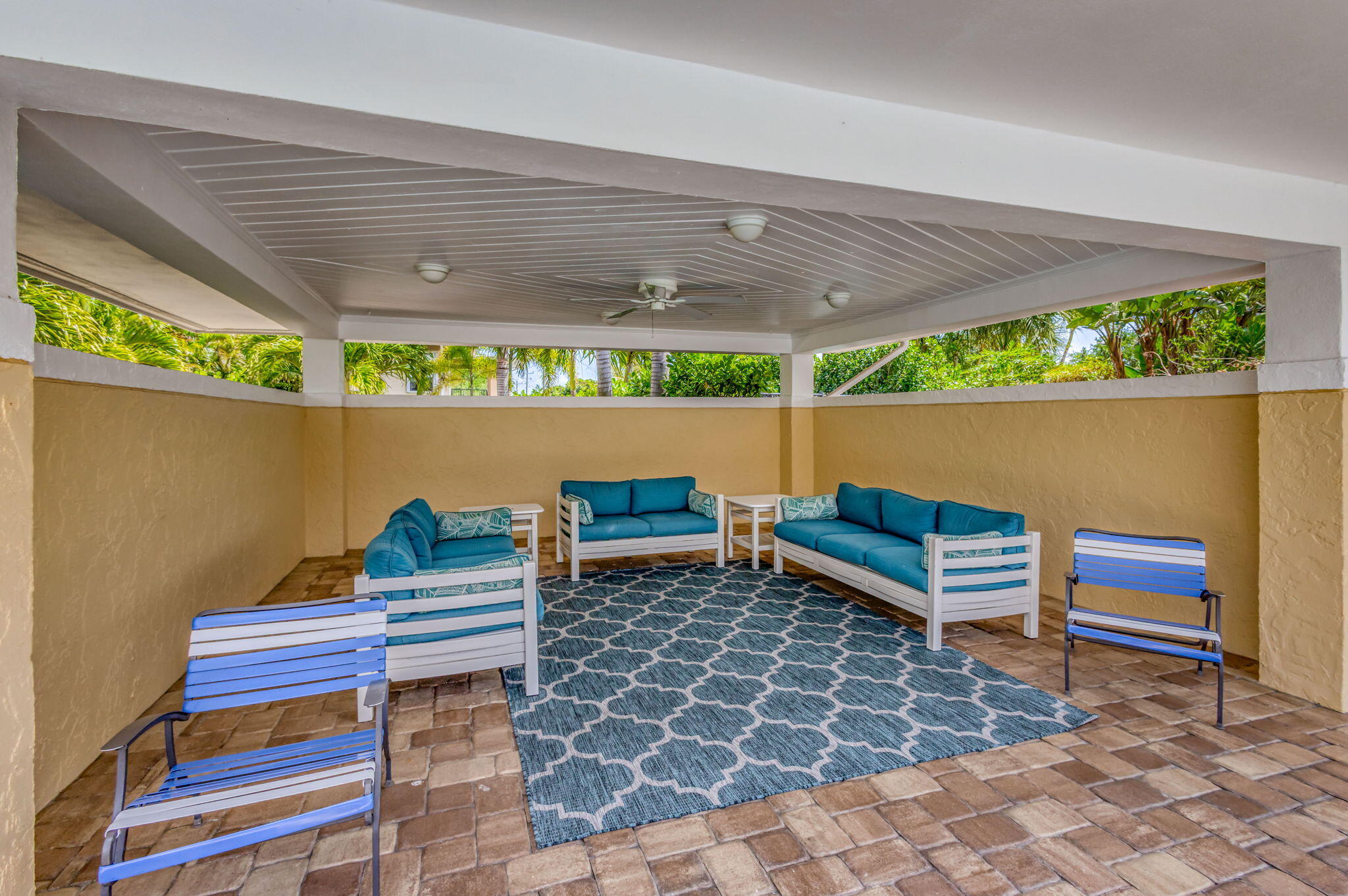 17 SE Turtle Crk #Unit D Jupiter, FL 33469