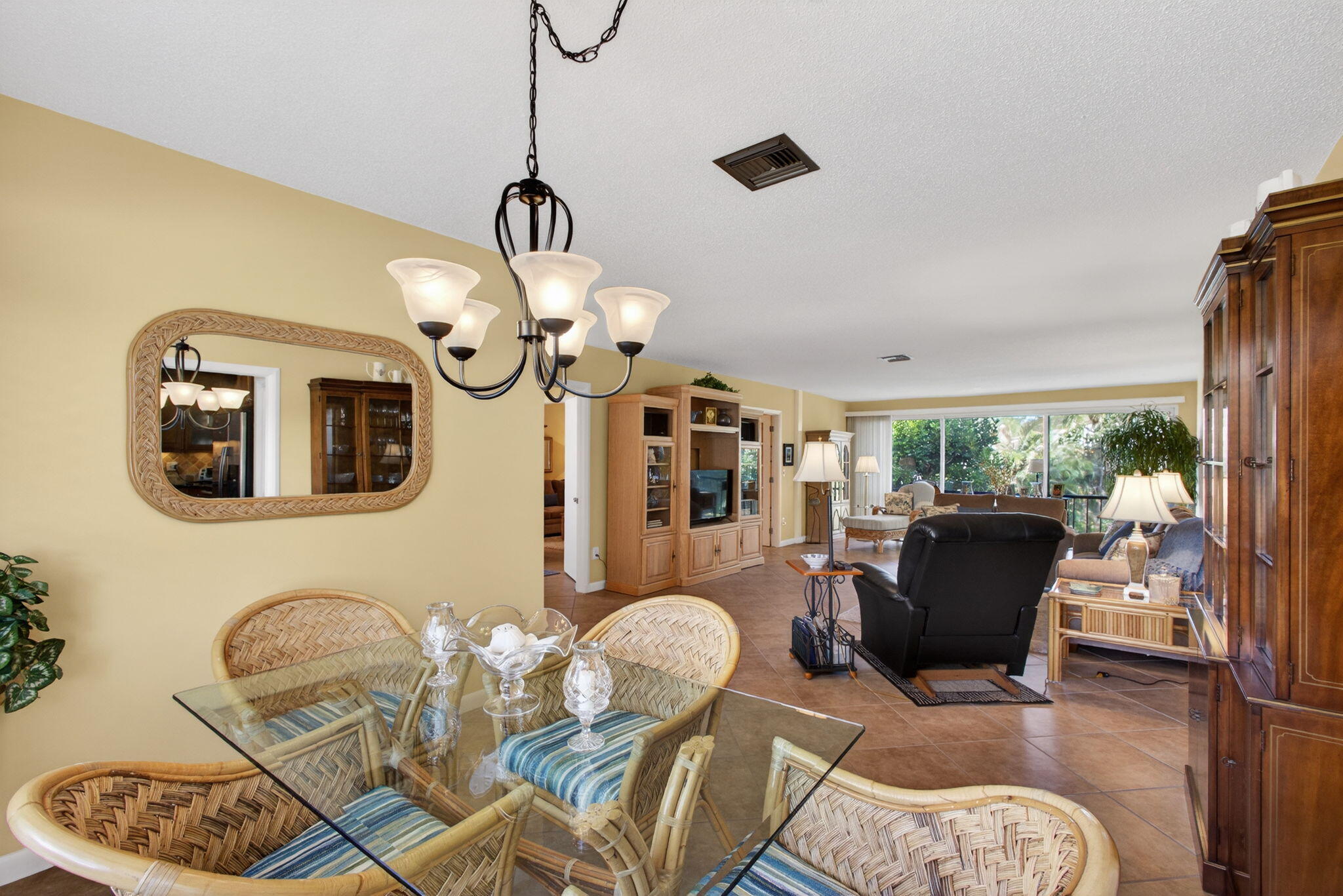 17 SE Turtle Crk #Unit D Jupiter, FL 33469