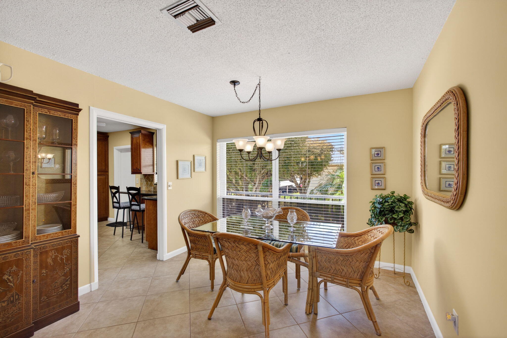 17 SE Turtle Crk #Unit D Jupiter, FL 33469