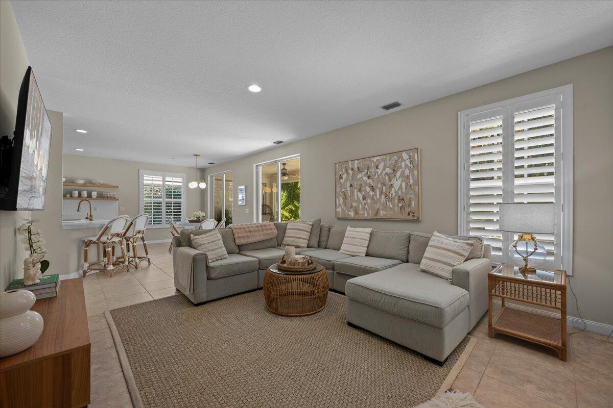 429 Oriole Jupiter, FL 33458