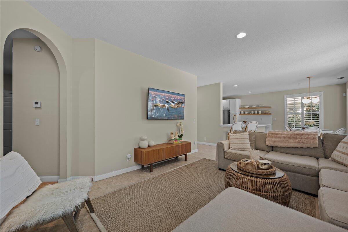 429 Oriole Jupiter, FL 33458