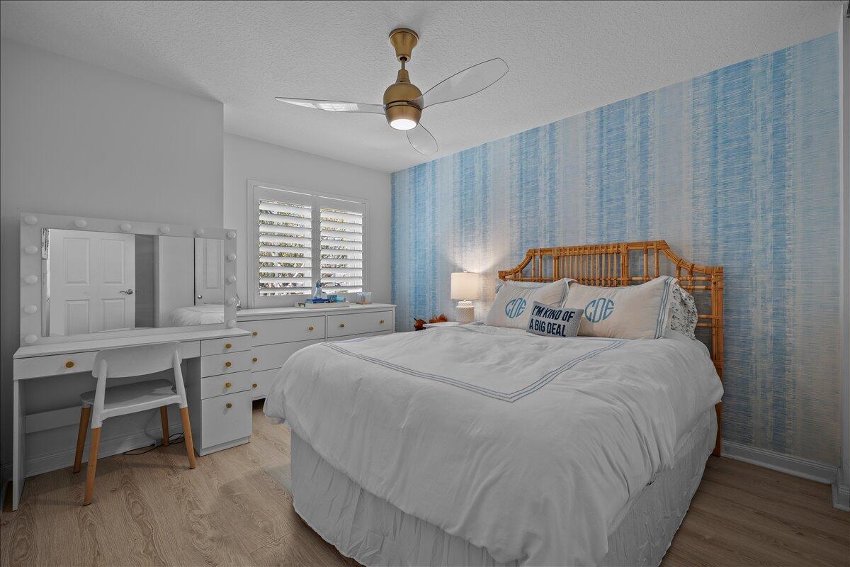 429 Oriole Jupiter, FL 33458