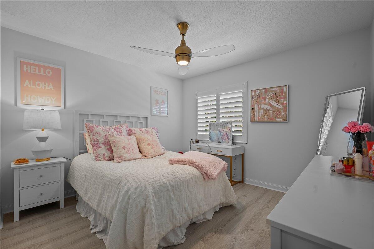 429 Oriole Jupiter, FL 33458