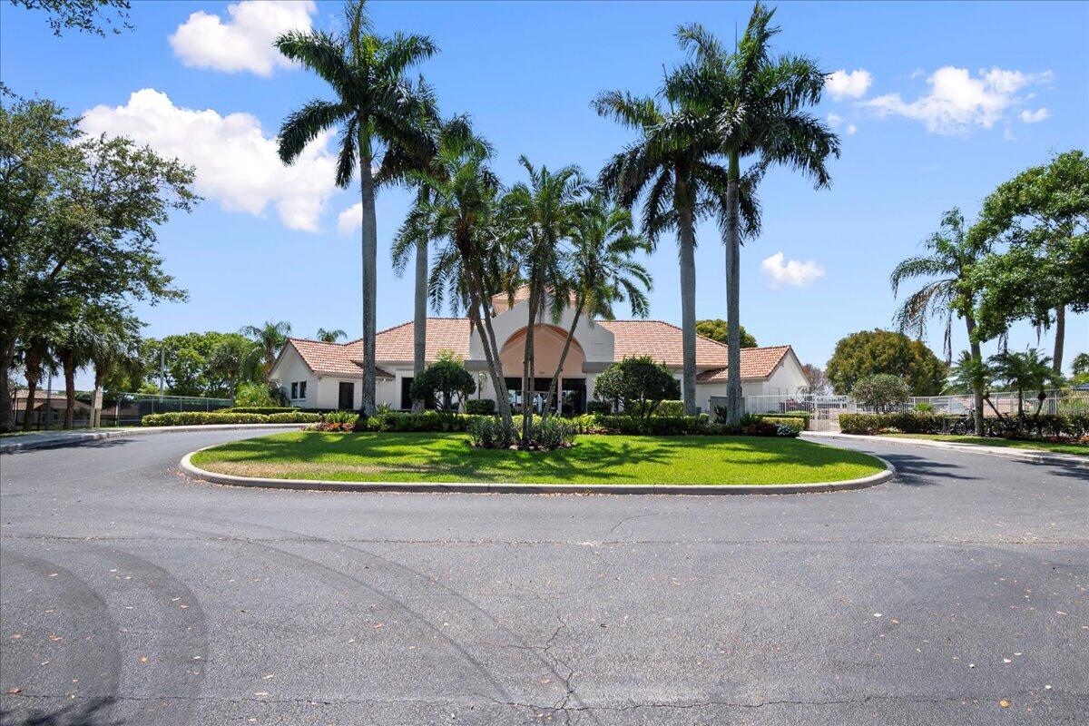 429 Oriole Jupiter, FL 33458