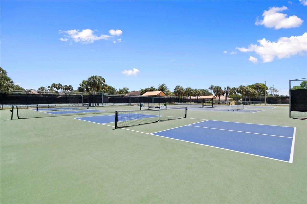 429 Oriole Jupiter, FL 33458