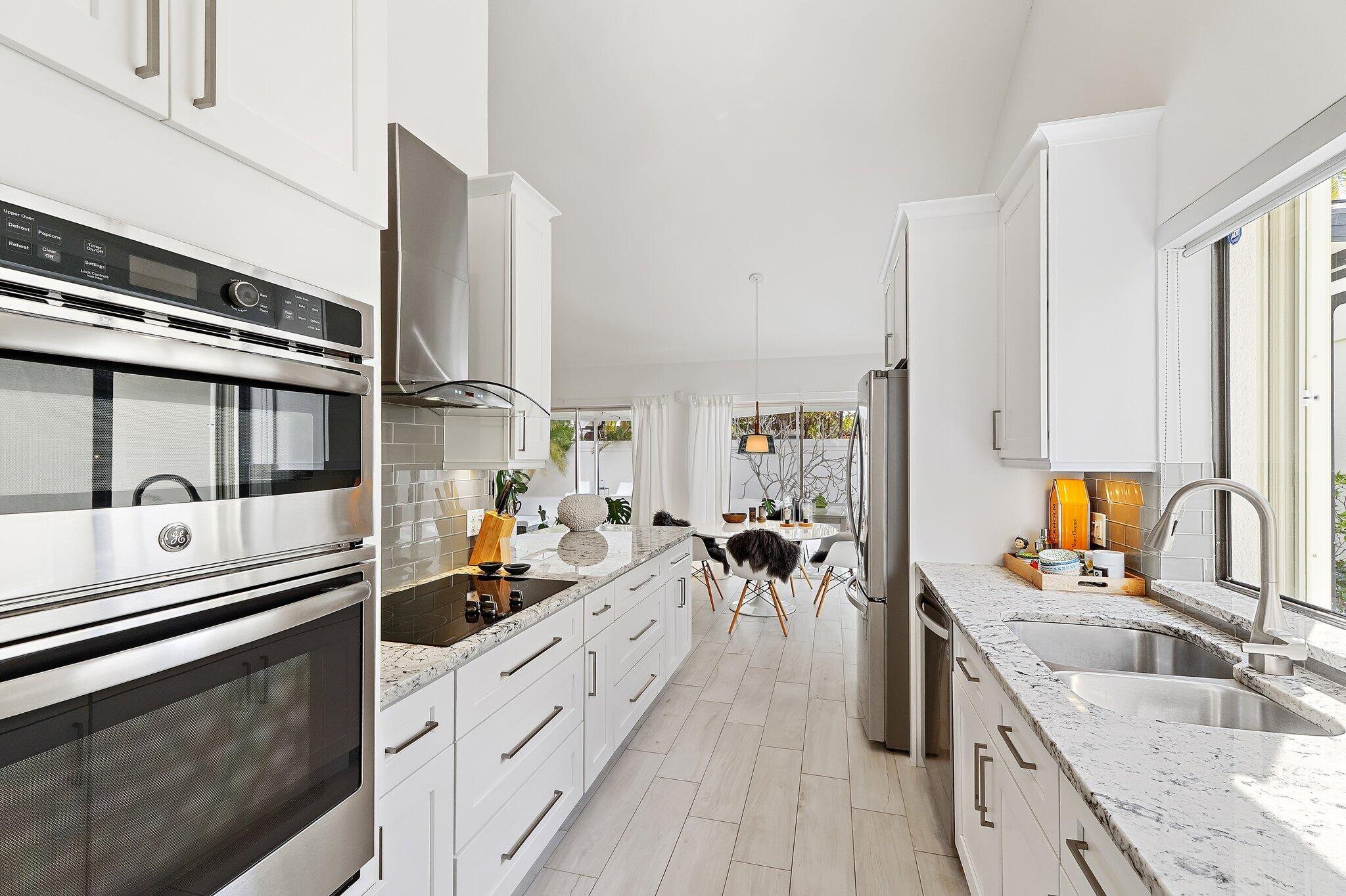 125 Harbourside Jupiter, FL 33477