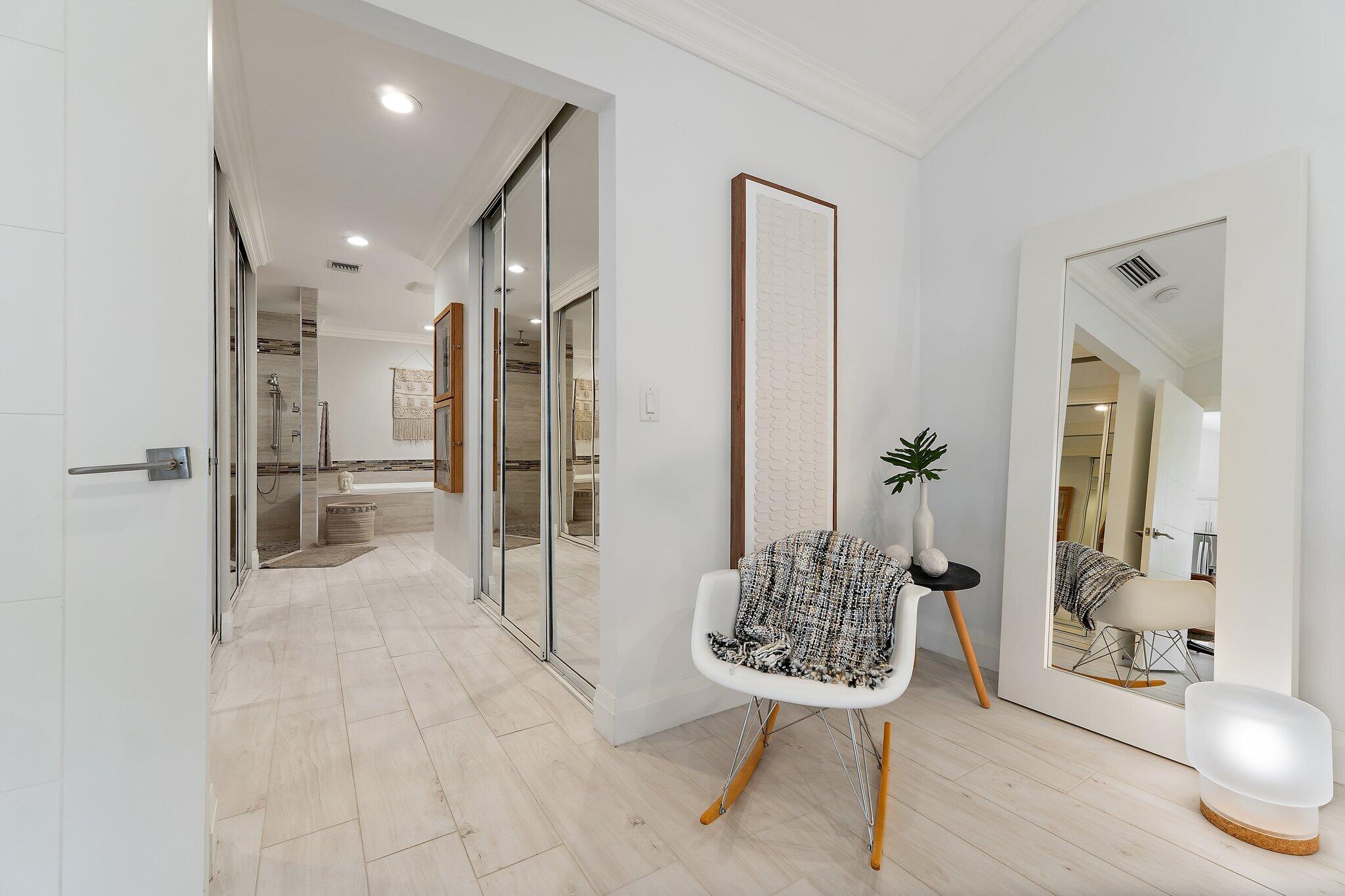 125 Harbourside Jupiter, FL 33477