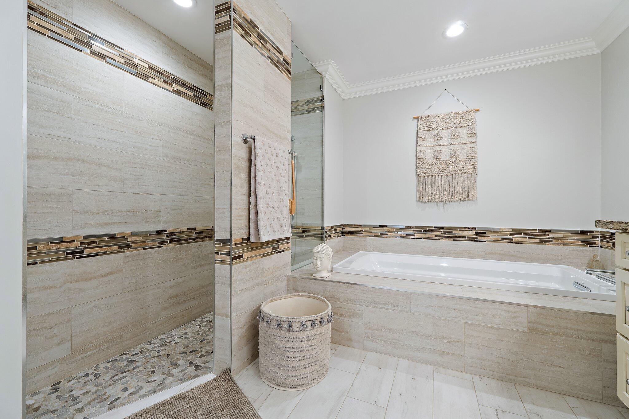 125 Harbourside Jupiter, FL 33477