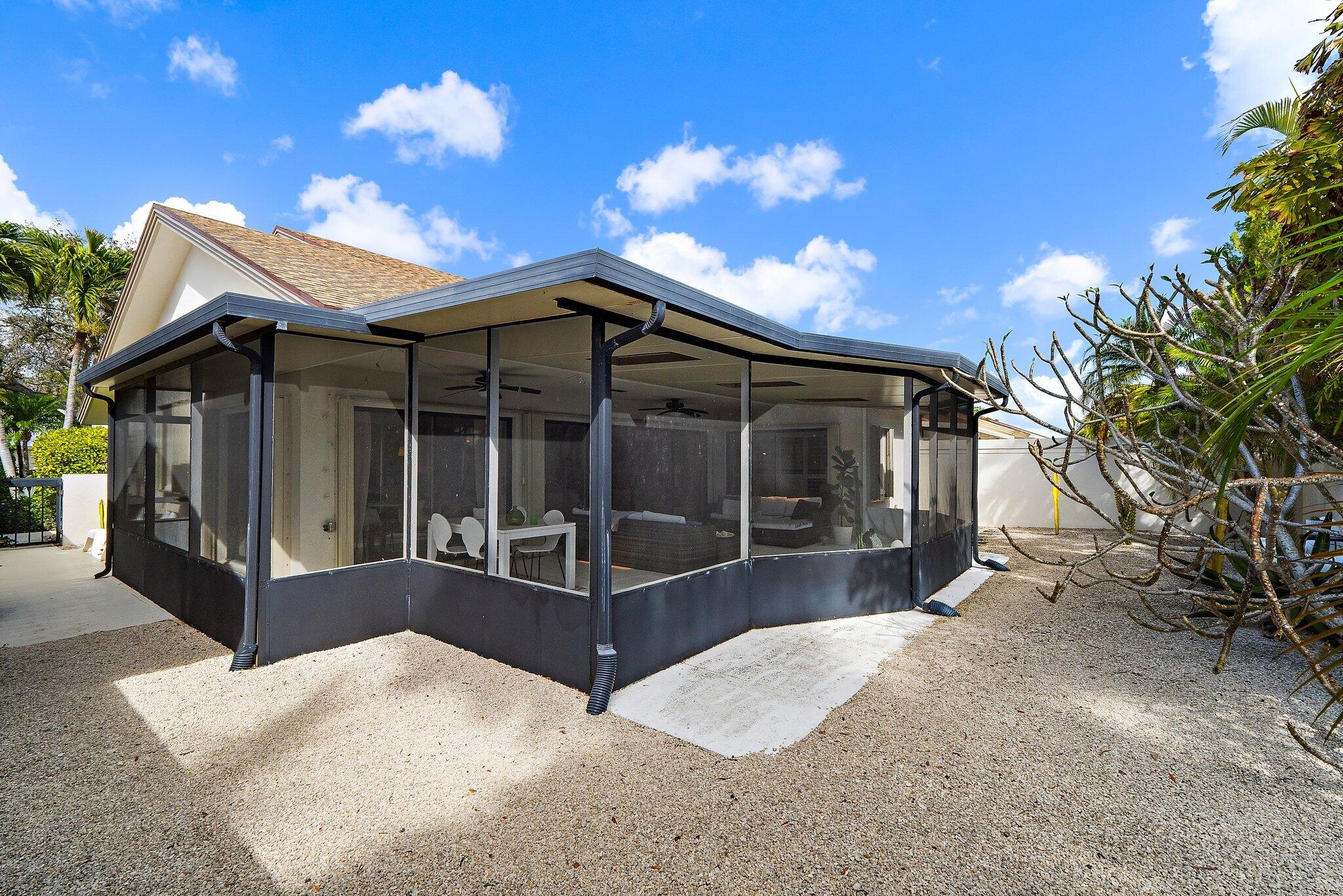 125 Harbourside Jupiter, FL 33477