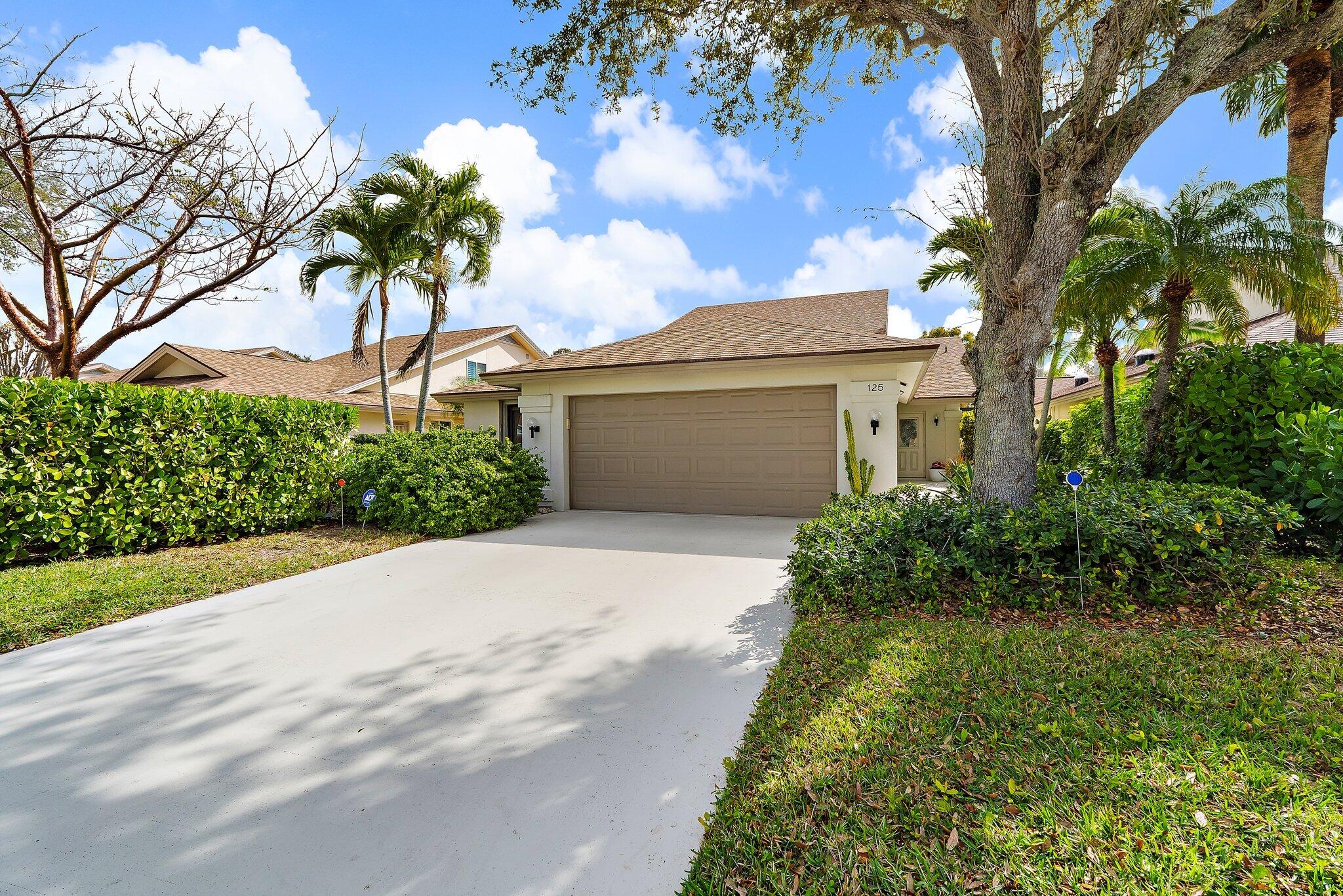 125 Harbourside Jupiter, FL 33477