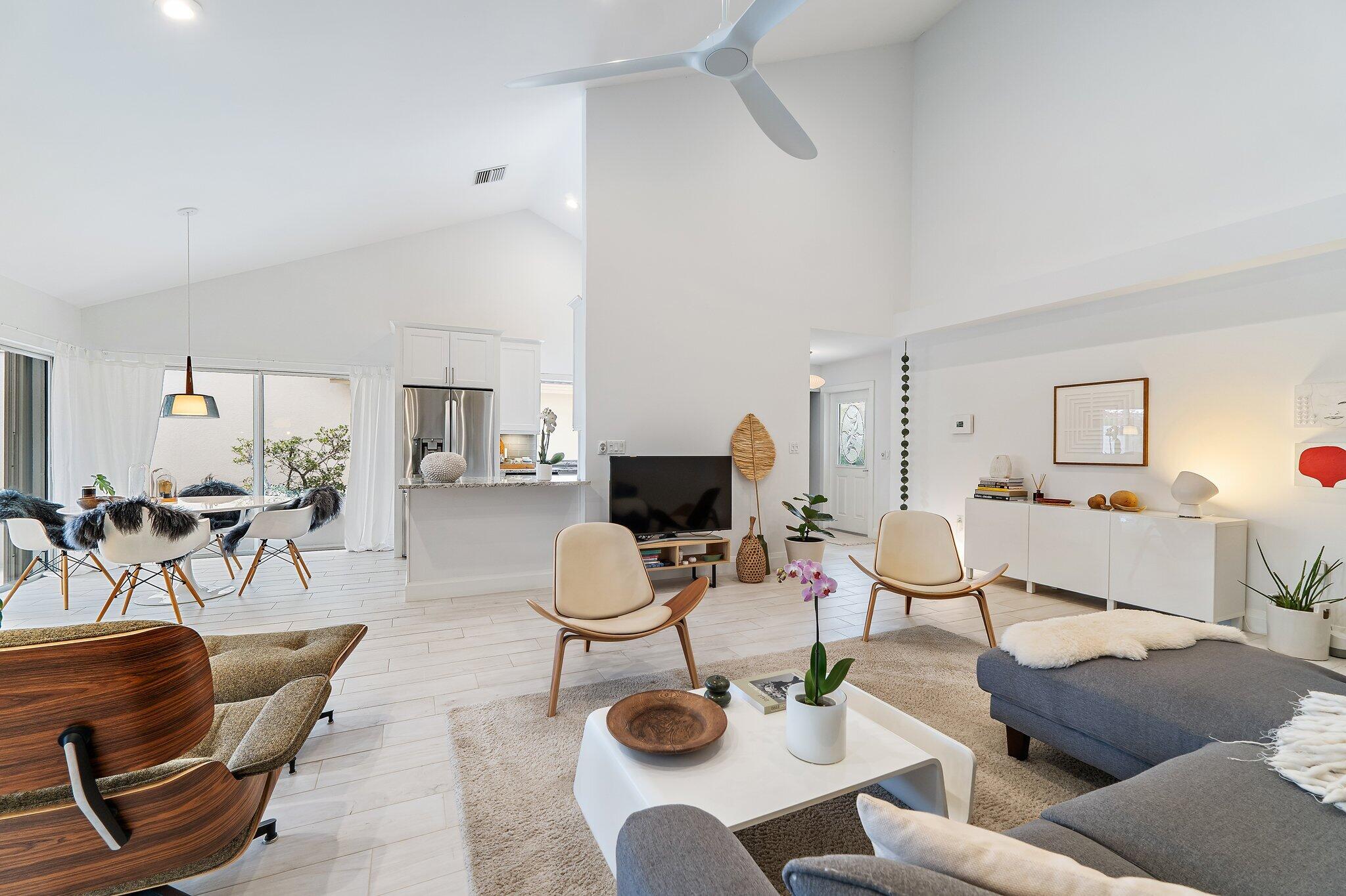 125 Harbourside Jupiter, FL 33477