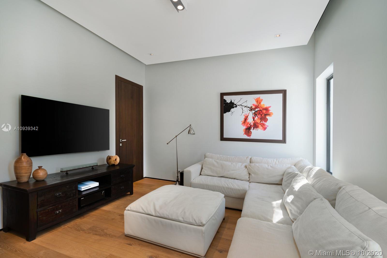 4315 Anderson Rd Coral Gables, FL 33146