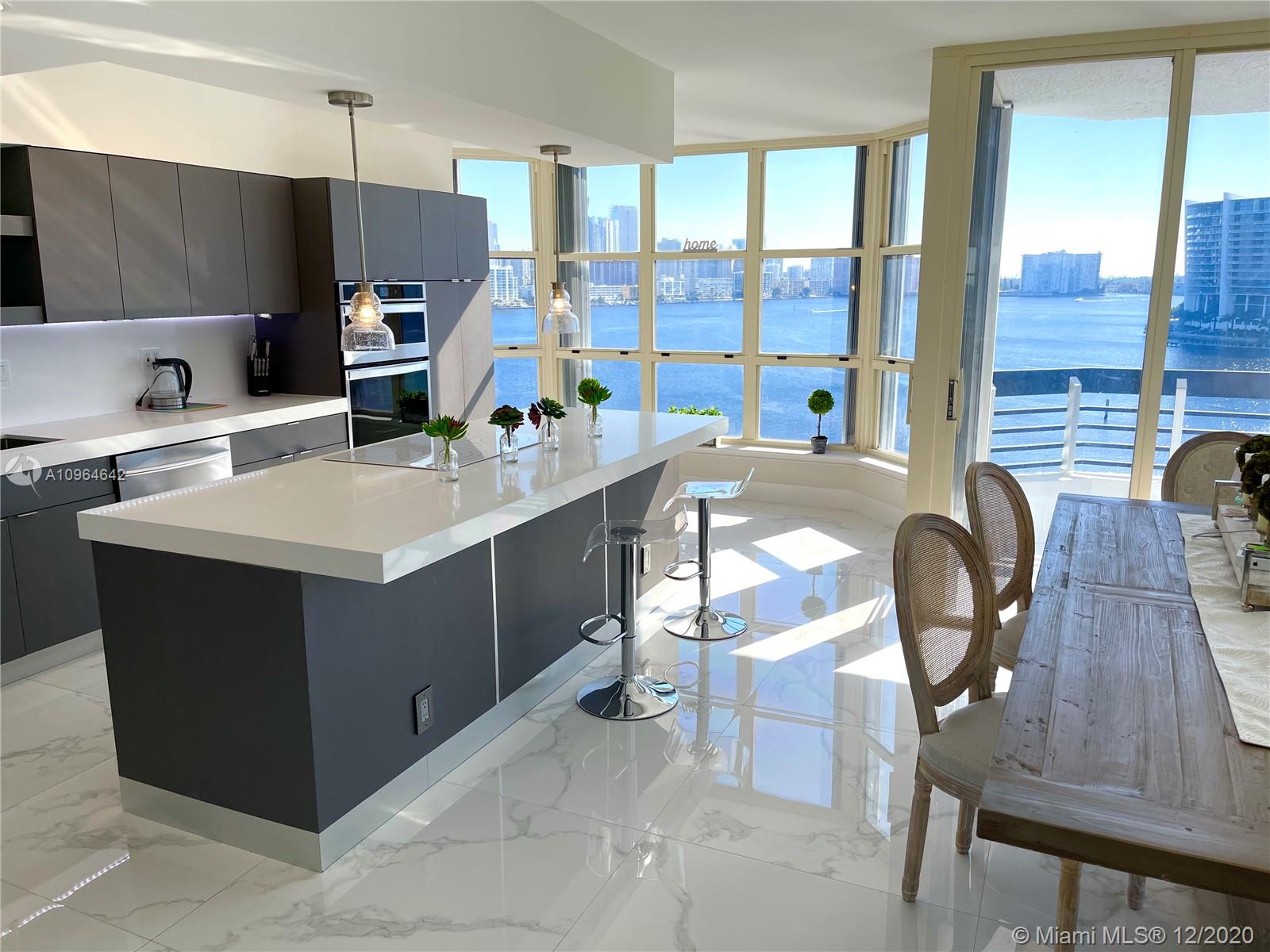 3600 Mystic Pointe Dr #1001