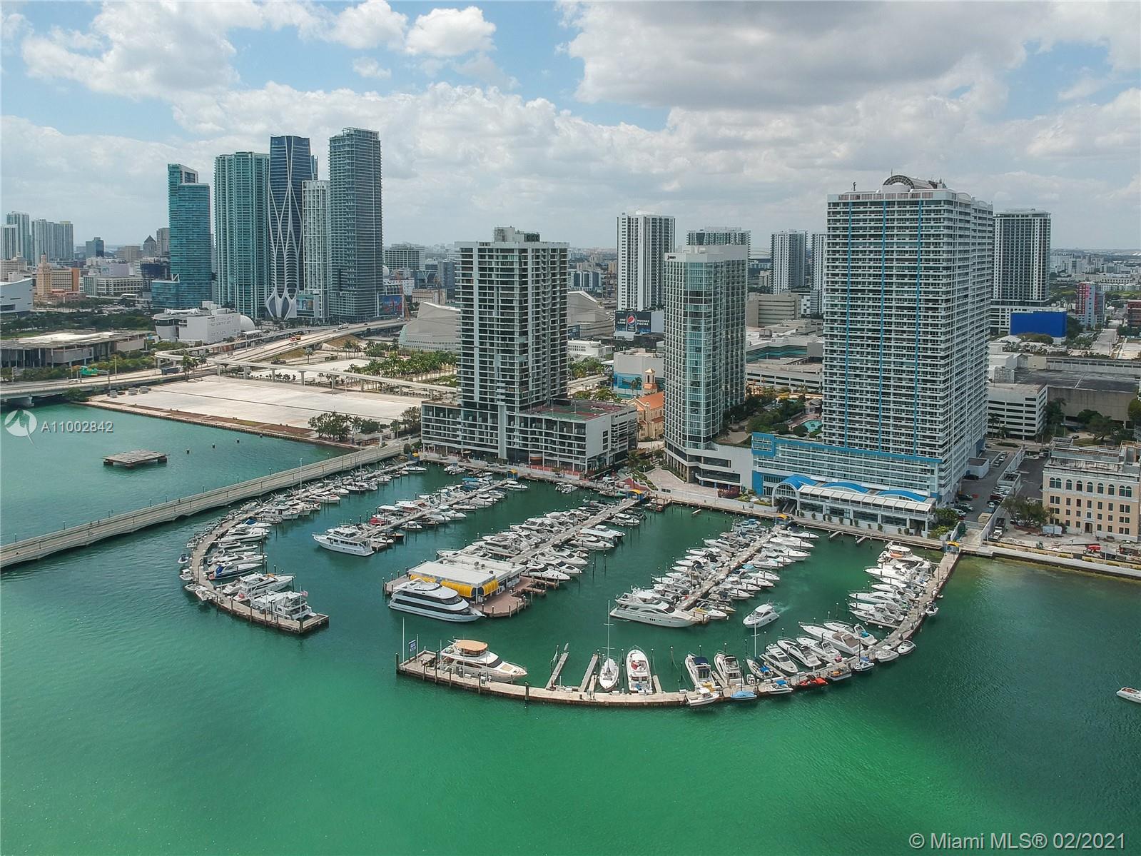 1717 N Bayshore Dr #A-1947