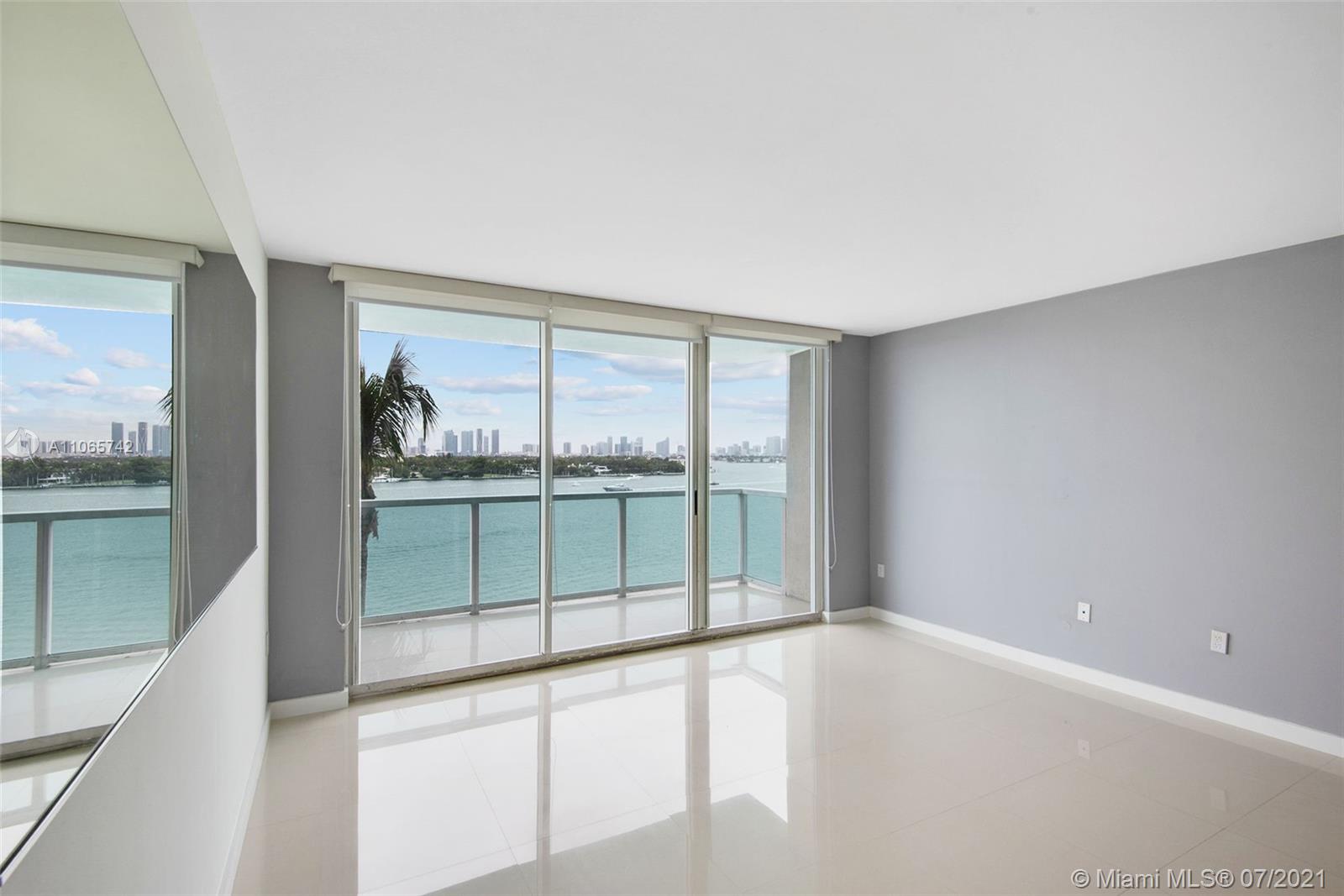 650 West Ave #907