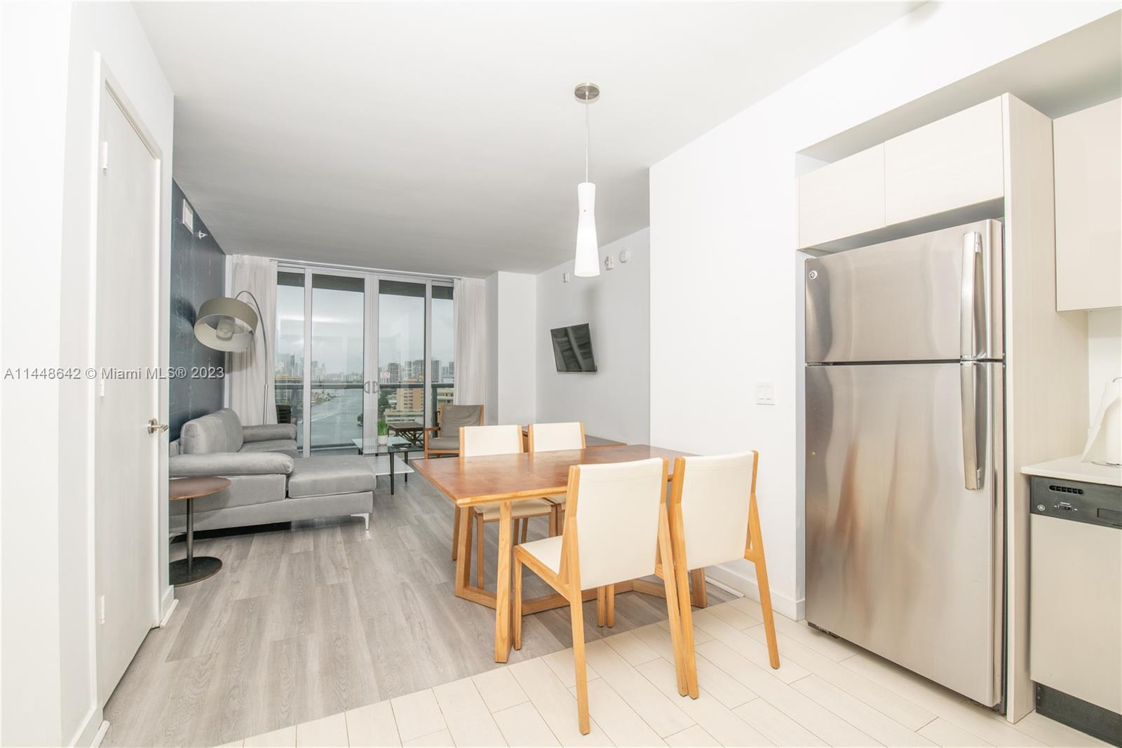 image BEACWALK RESORT4