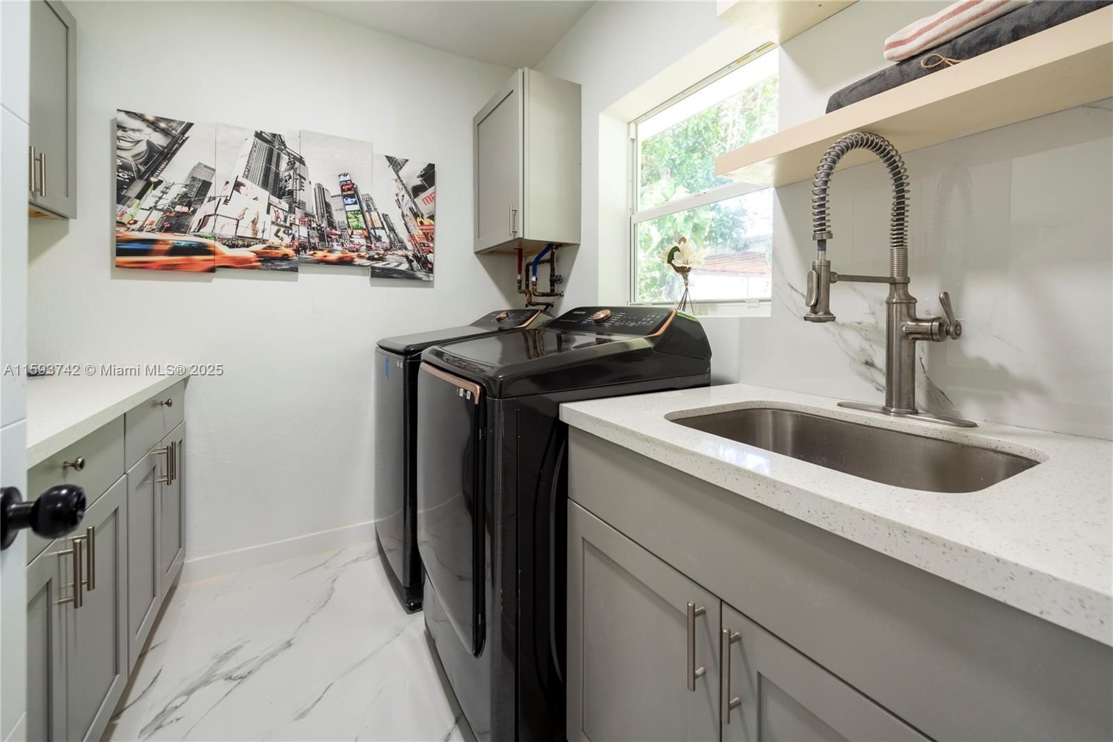 2308 SE 18th St Fort Lauderdale, FL 33316