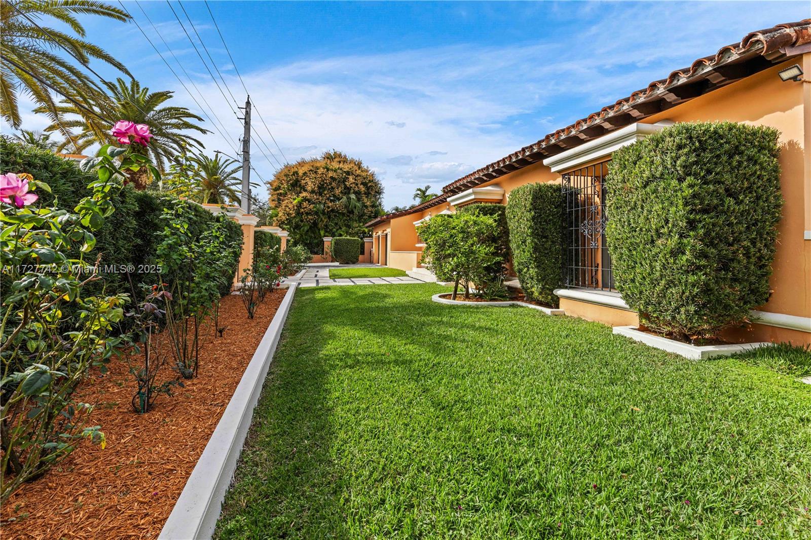 1181 S Alhambra Cir Coral Gables, FL 33146