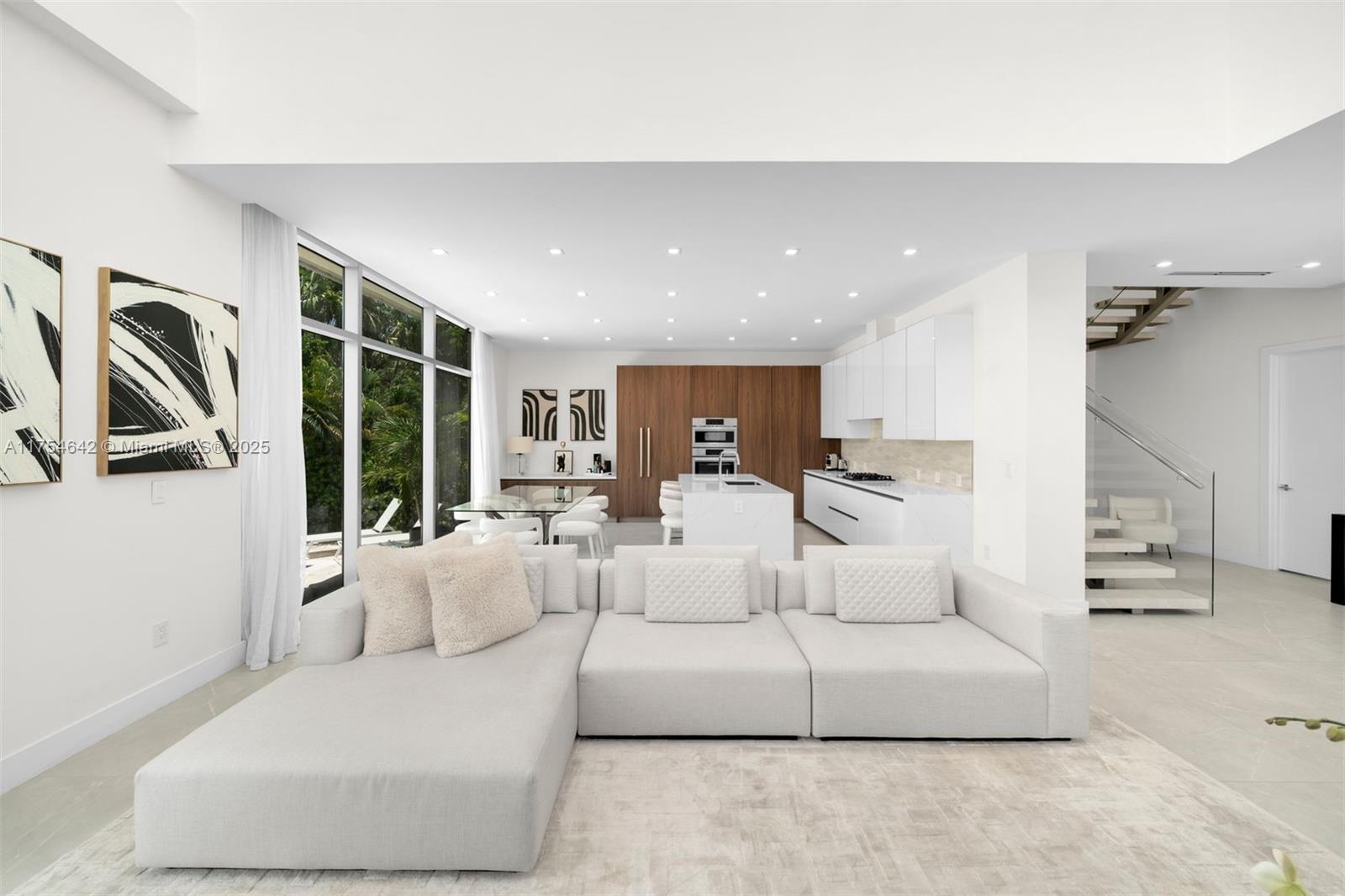1201 W 47th St Miami Beach, FL 33140 1201 W 47th St Miami Beach, FL 33140