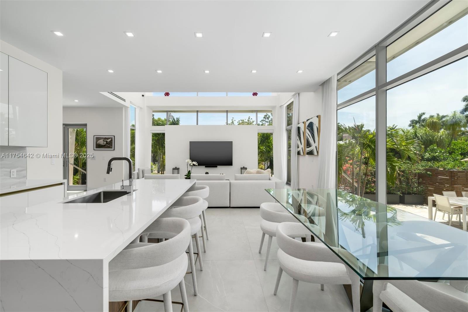 1201 W 47th St Miami Beach, FL 33140 1201 W 47th St Miami Beach, FL 33140