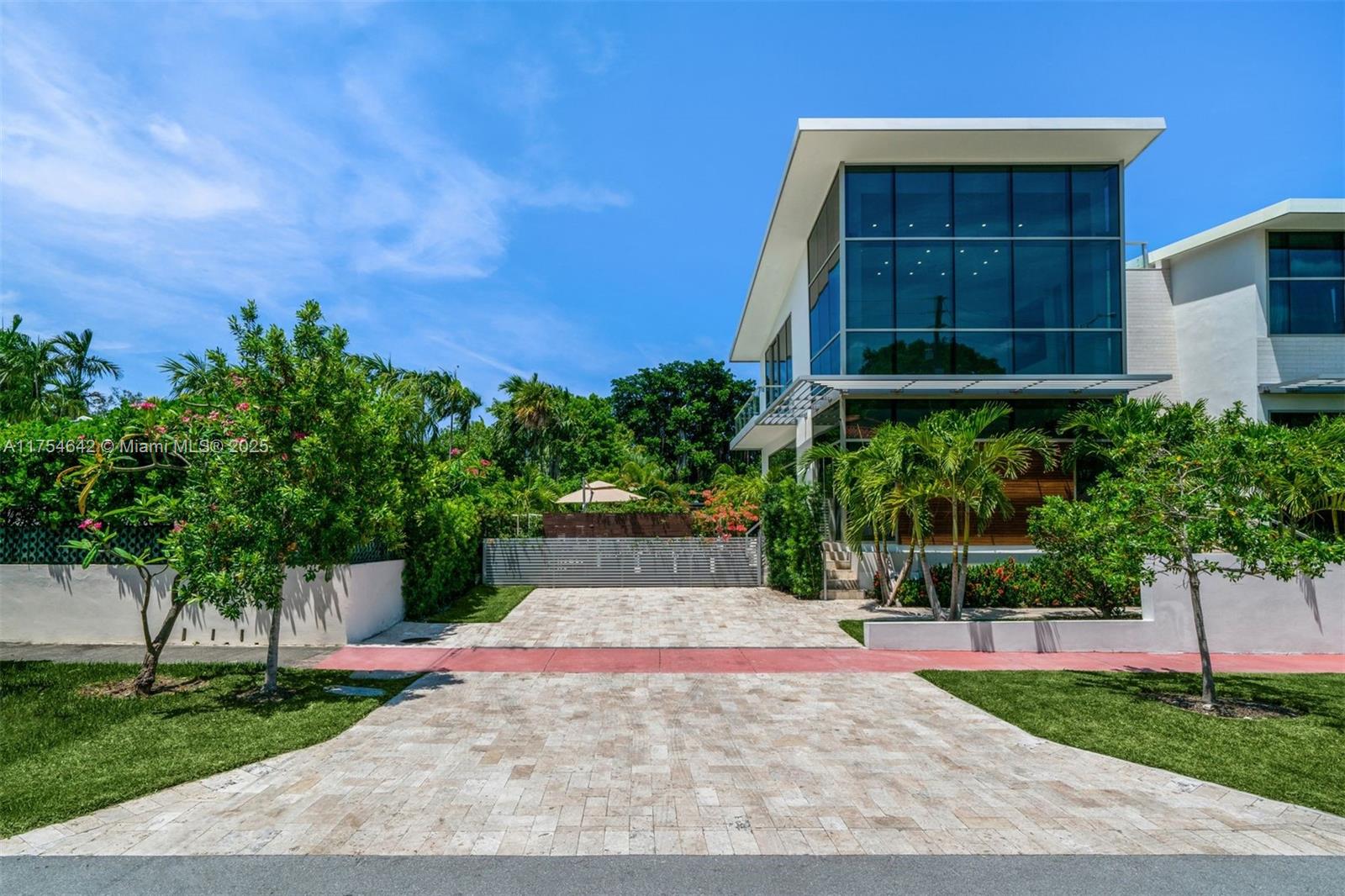 1201 W 47th St Miami Beach, FL 33140 1201 W 47th St Miami Beach, FL 33140