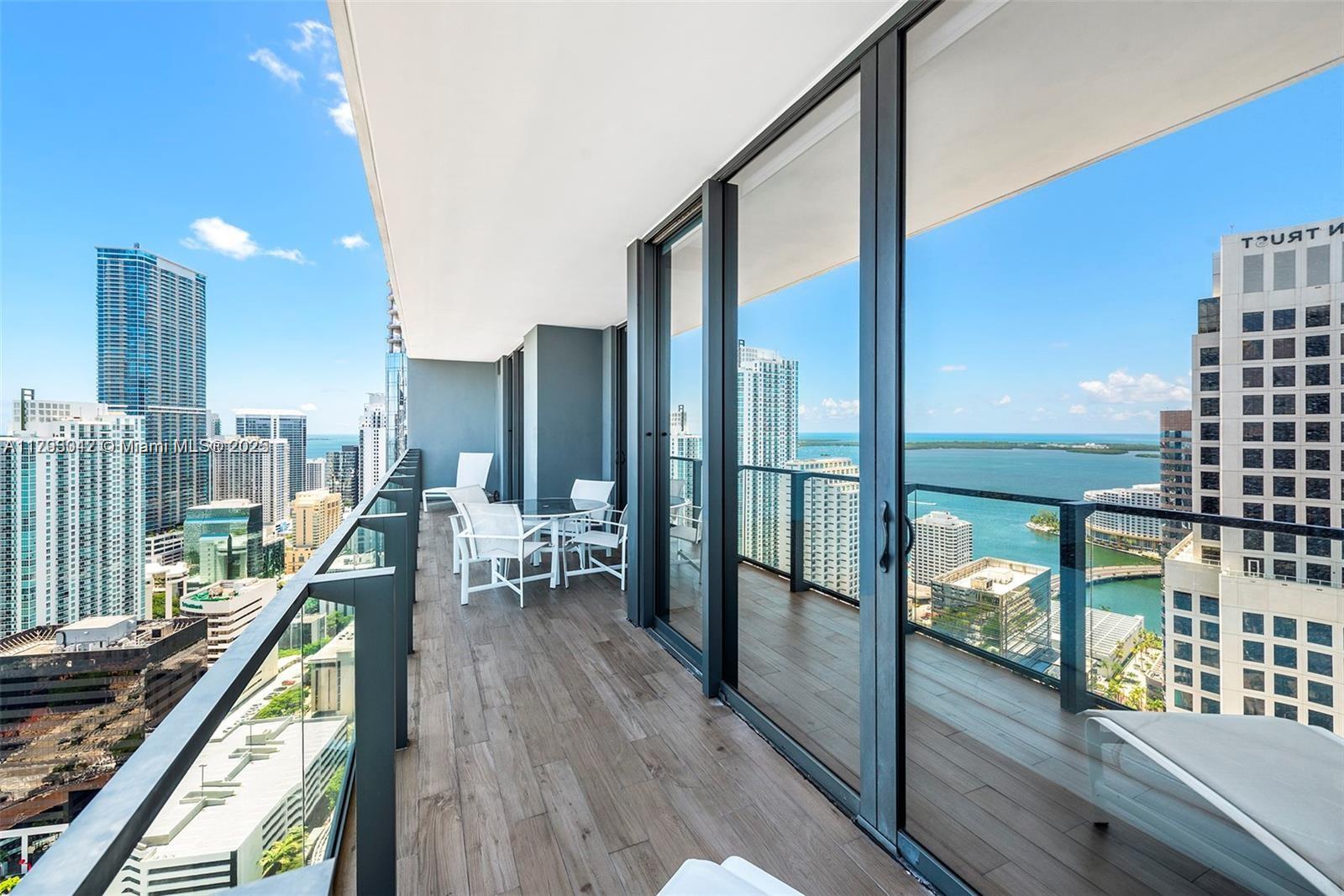 image Reach Condo18