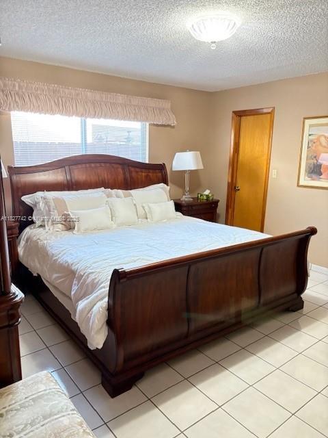 13736 SW 12th St Miami, FL 33184