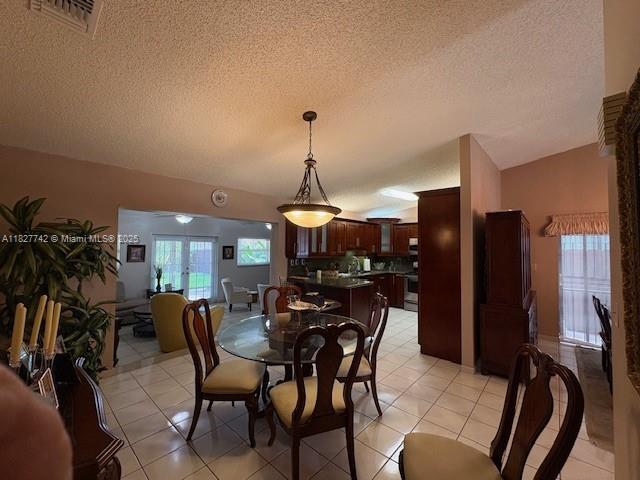 13736 SW 12th St Miami, FL 33184