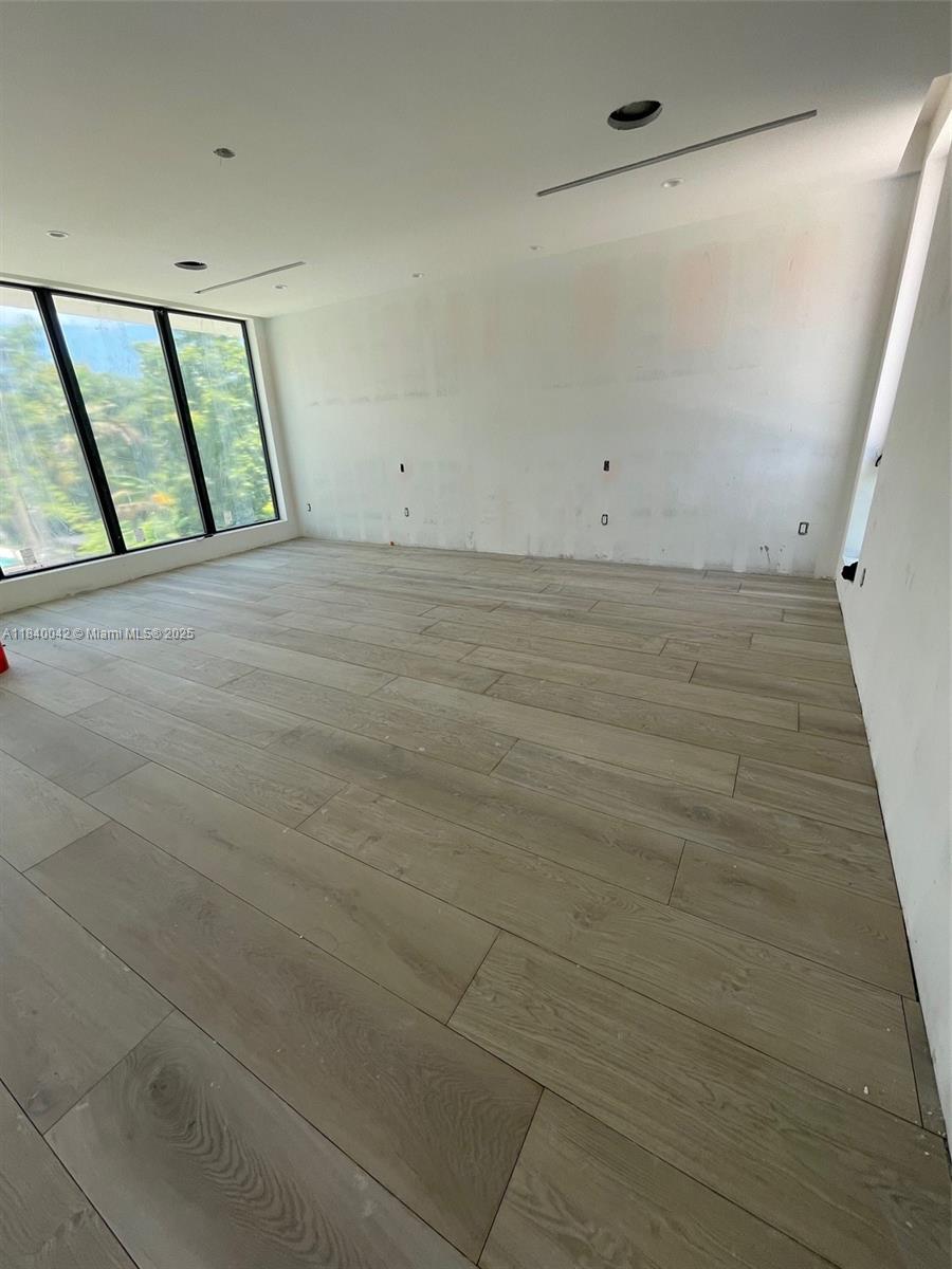 7965 SW 53rd Ave Miami, FL 33143