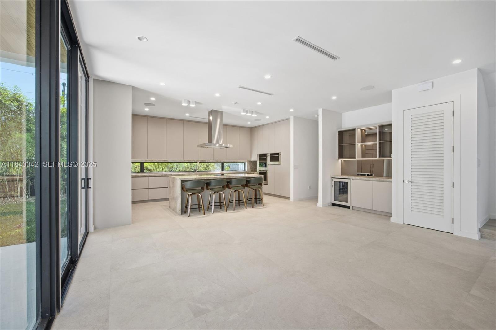 7965 SW 53rd Ave Miami, FL 33143