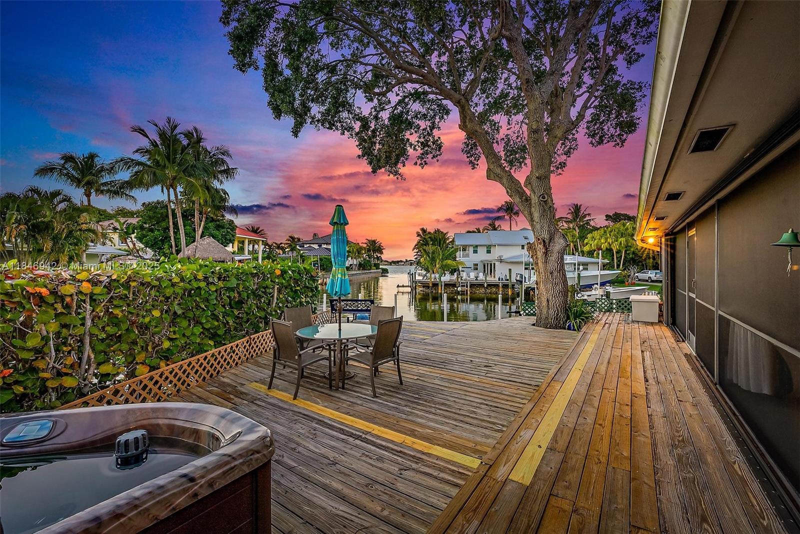 934 Penn Trl Jupiter, FL 33458