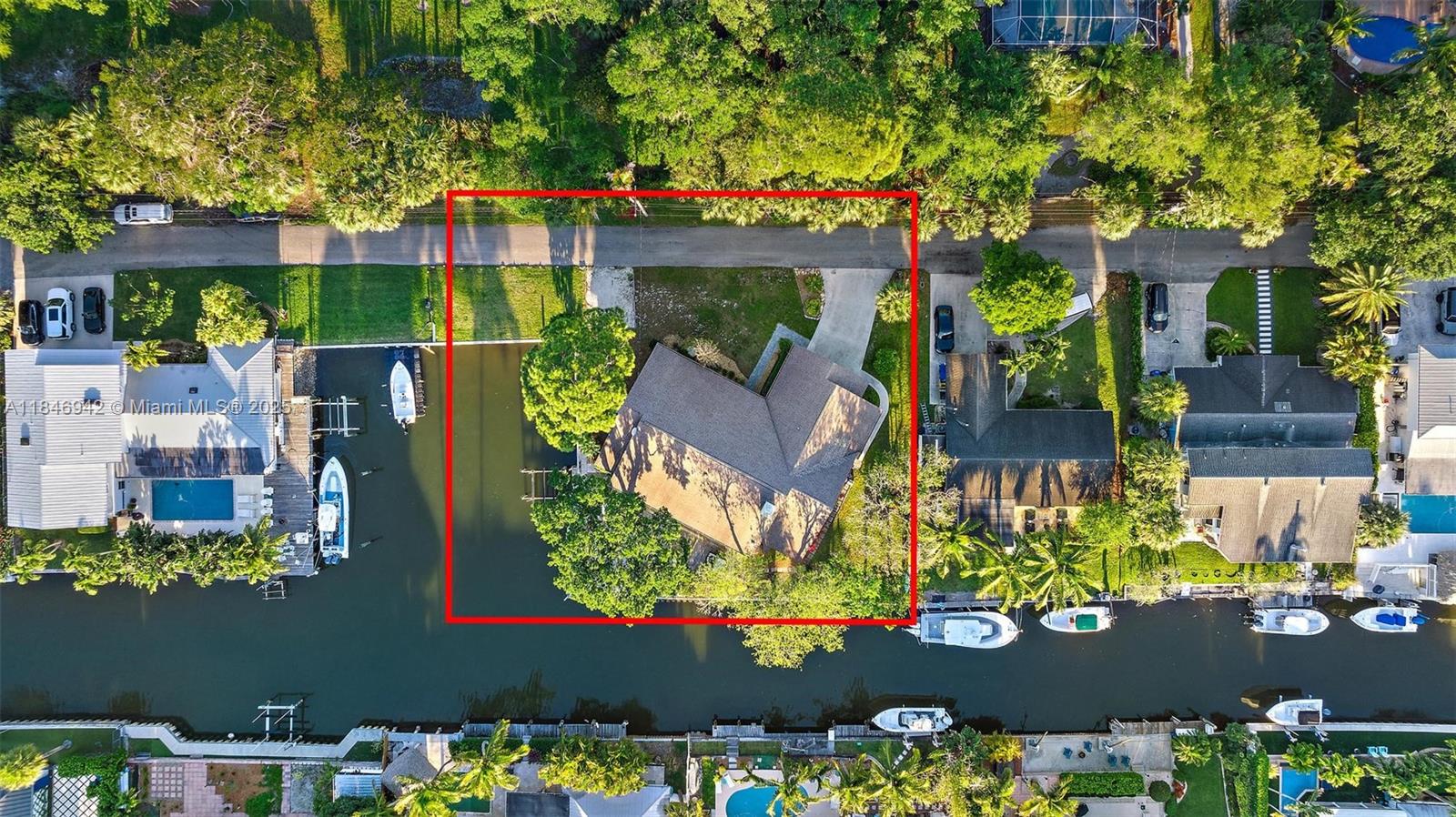 934 Penn Trl Jupiter, FL 33458