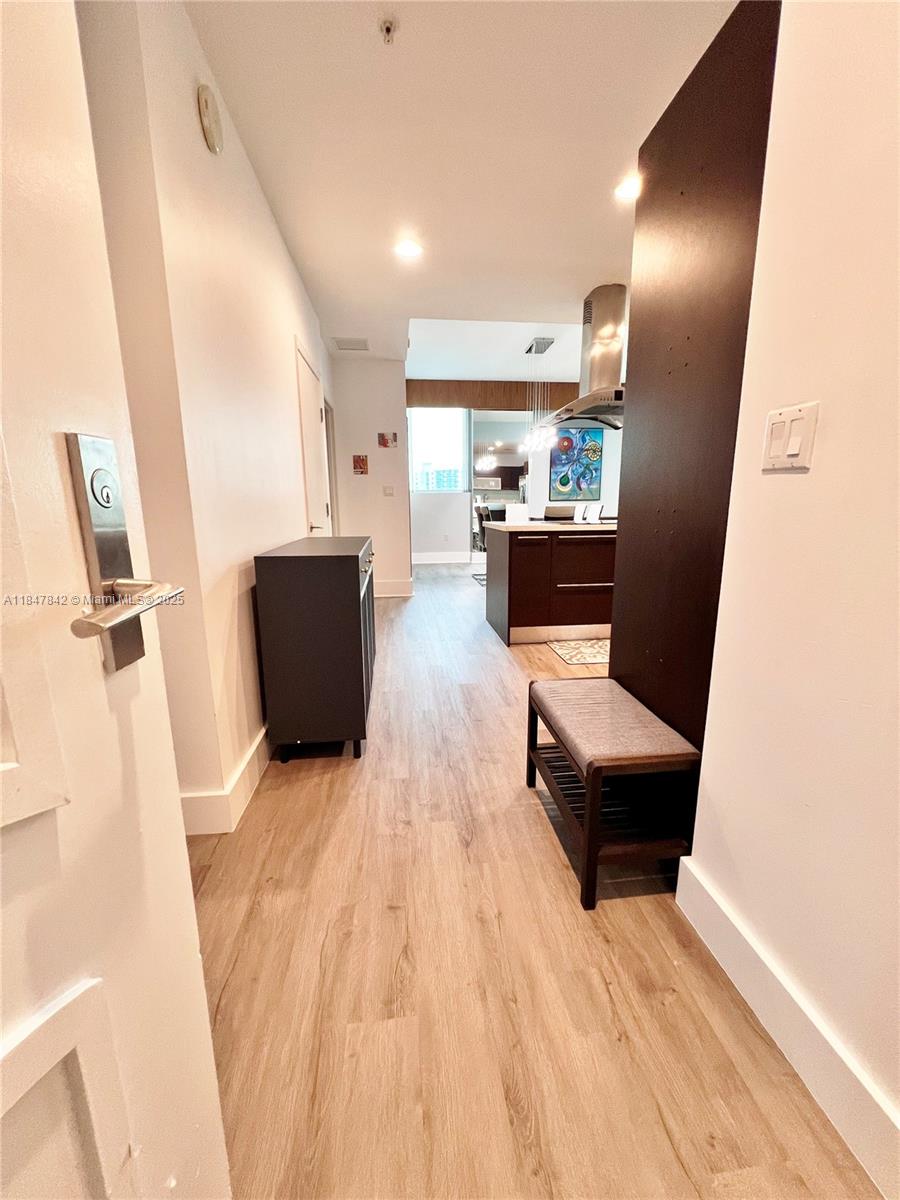 image Eloquence On The Bay Cond19