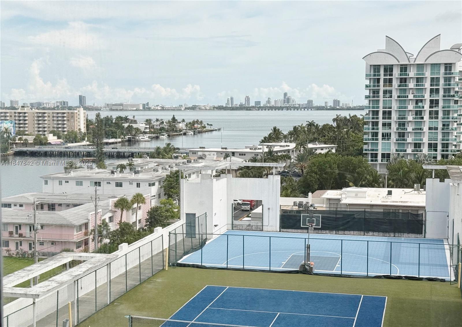 image Eloquence On The Bay Cond29