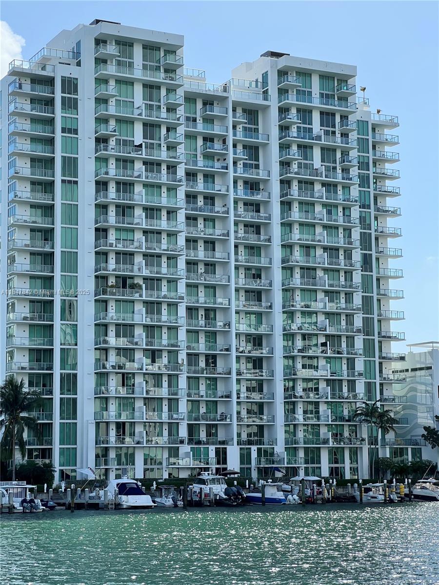 image Eloquence On The Bay Cond30