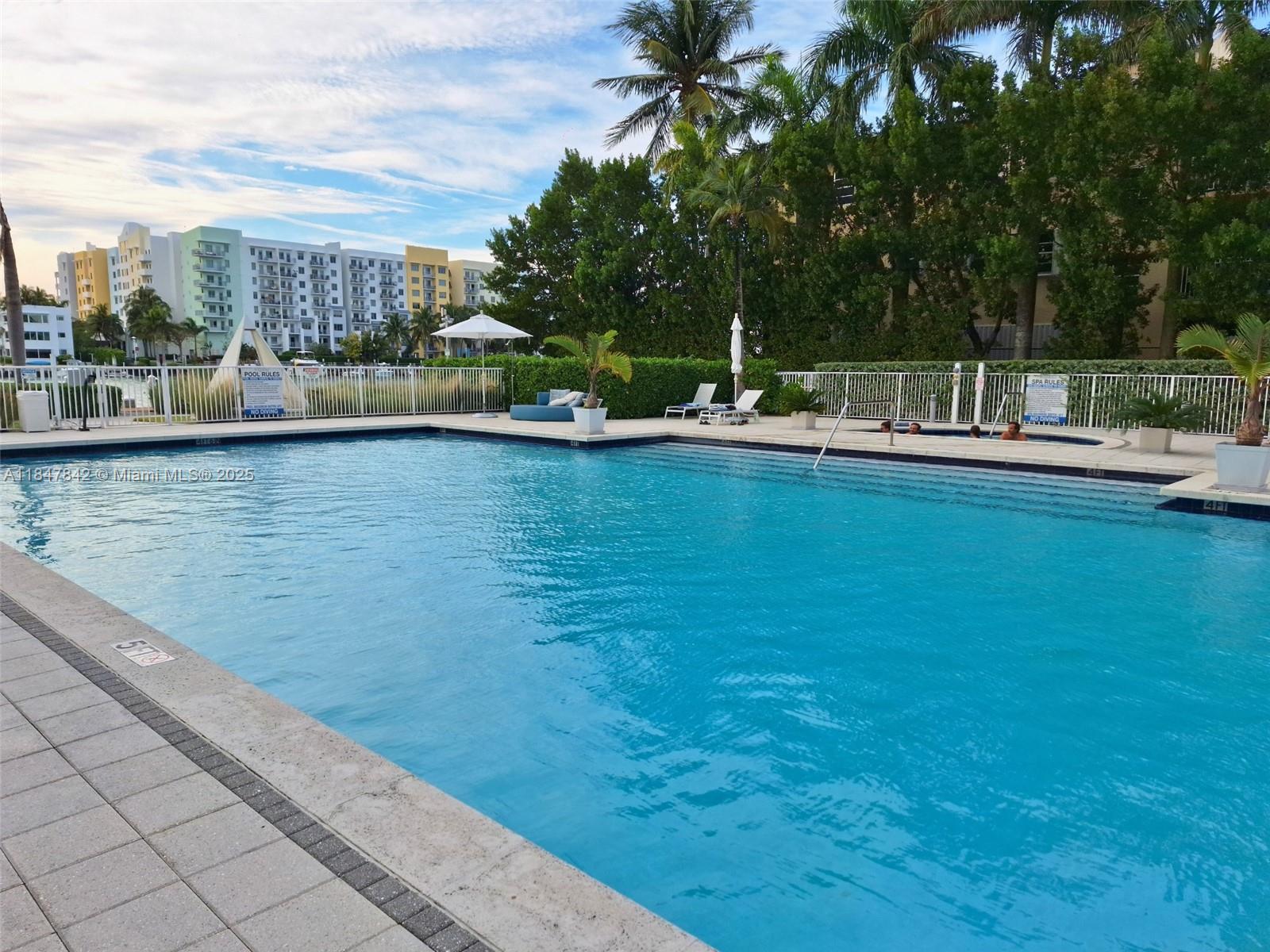 image Eloquence On The Bay Cond38