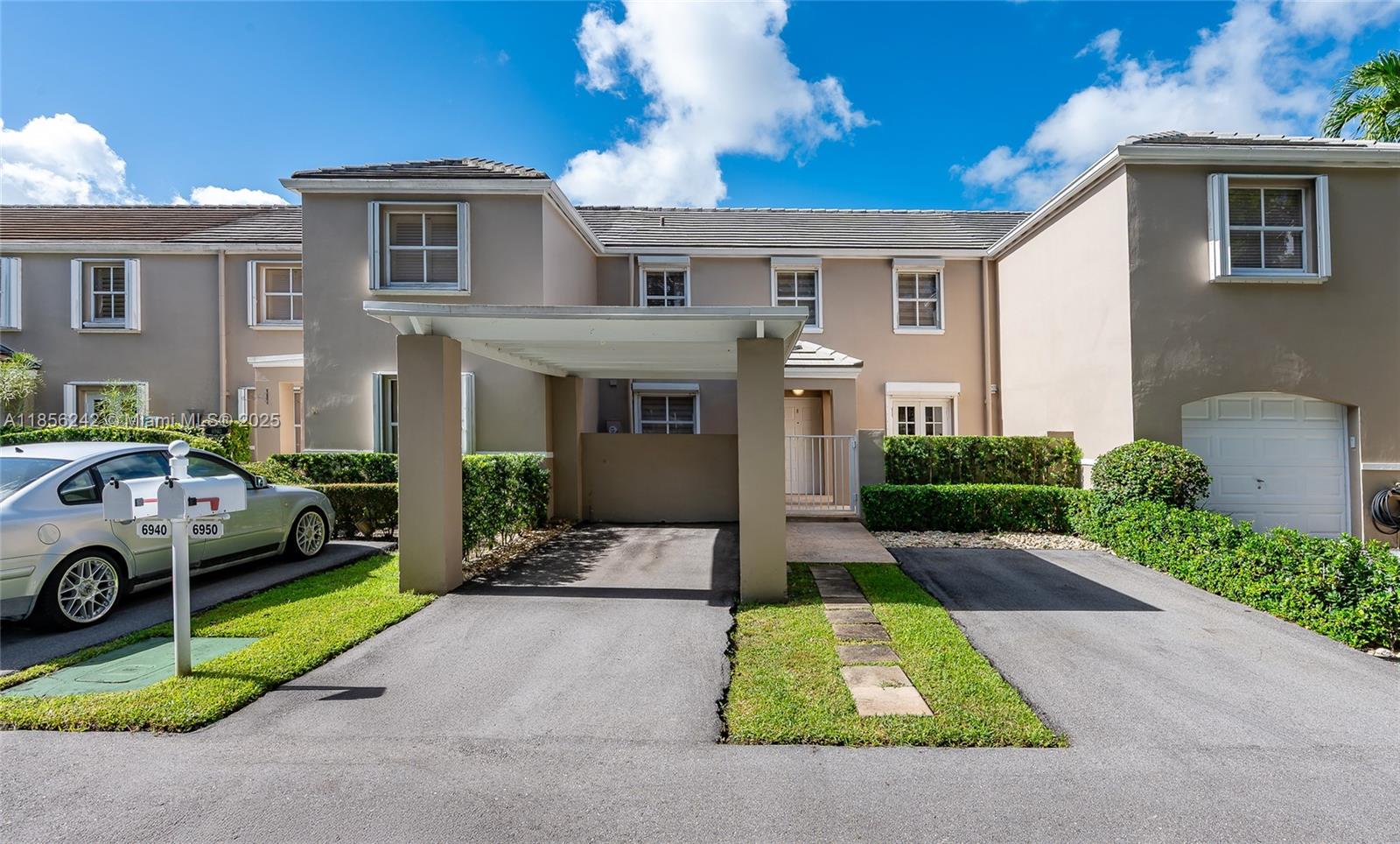 6950 SW 54th St