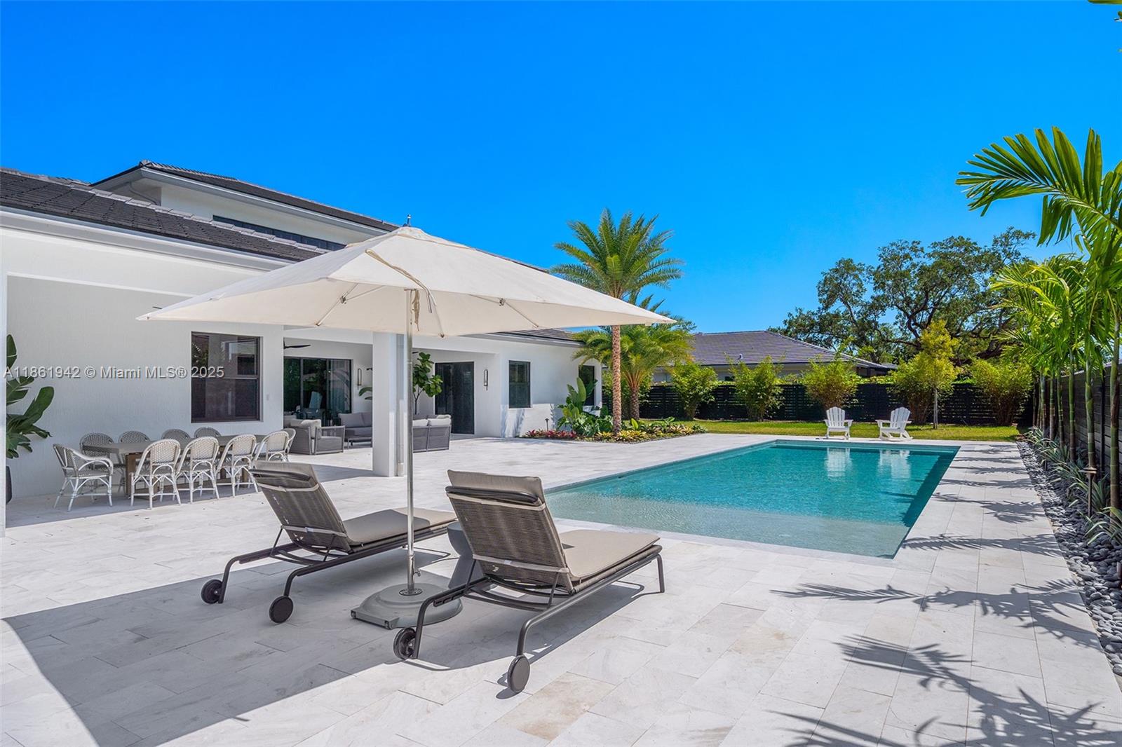 11062 SW 91st Ave Miami, FL 33176 11062 SW 91st Ave Miami, FL 33176