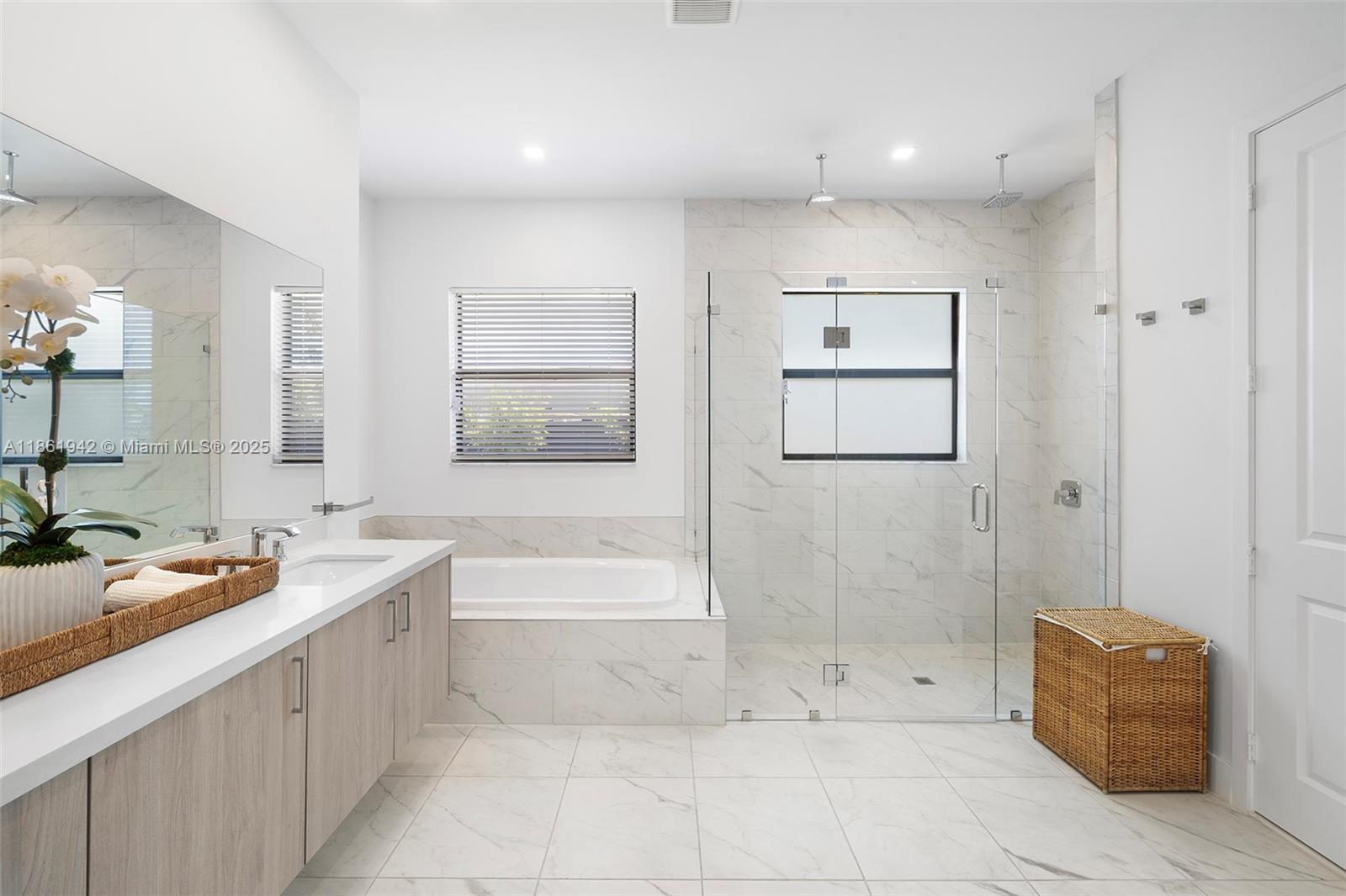 11062 SW 91st Ave Miami, FL 33176 11062 SW 91st Ave Miami, FL 33176