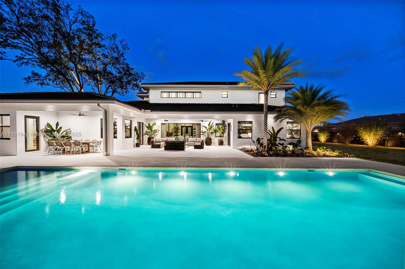 11062 SW 91st Ave Miami, FL 33176 11062 SW 91st Ave Miami, FL 33176